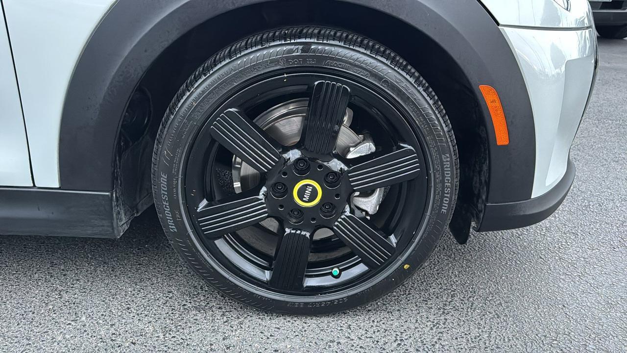 2022 MINI Hardtop 2 Door Cooper SE San Antonio TX