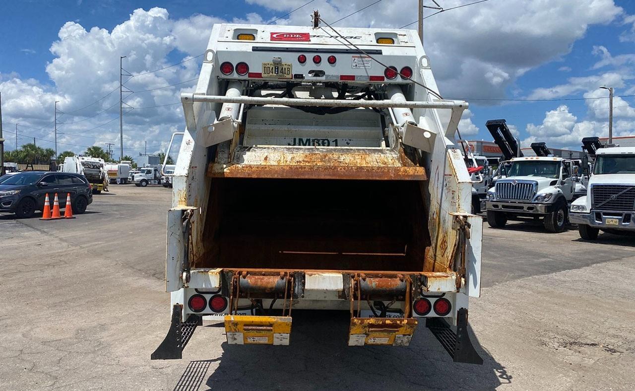 2022 Mack No Model 25 yard Pac-Mac Rear Loader Garbage Truck Tampa FL