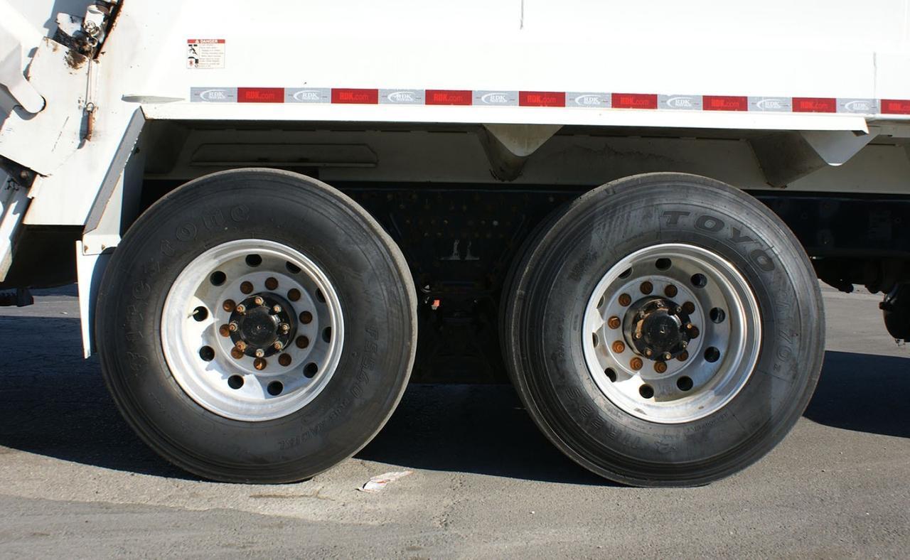 2022 Mack TE64 25 Yard Pac Mac Rear Loader Garbage Tampa FL
