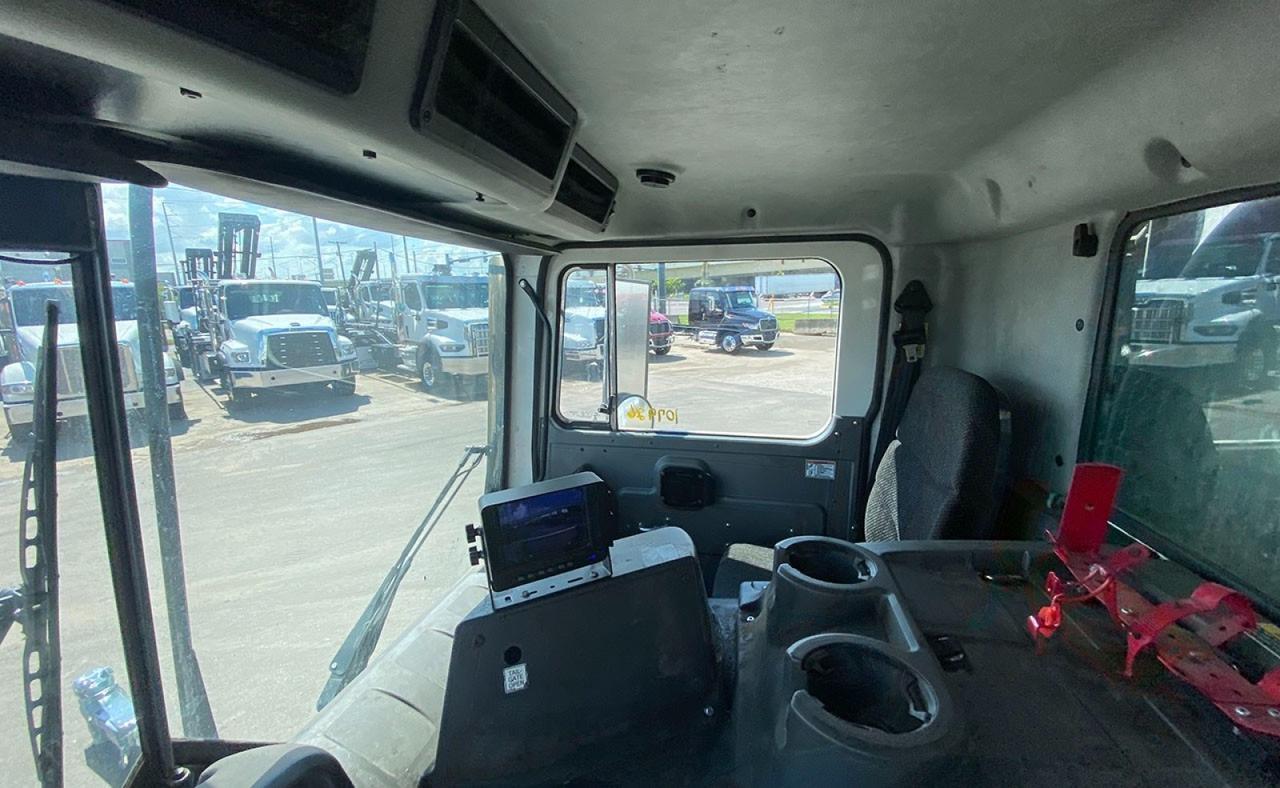 2022 Mack TE64 25 Yard Pac Mac Rear Loader Garbage Tampa FL