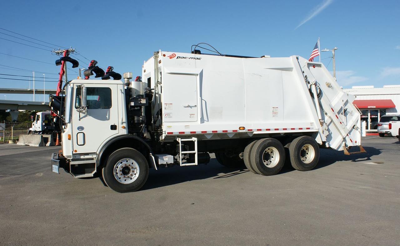 2022 Mack TE64 25 Yard pac Mac Rear Loader Garbage Truck Tampa FL