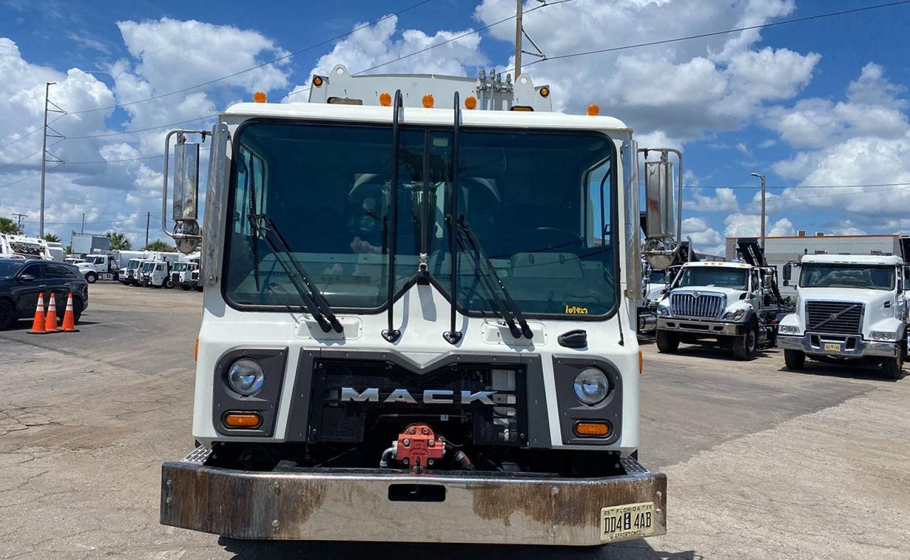 2022 Mack TE64 25 yard Pac-Mac Rear Loader Garbage Truck Tampa FL