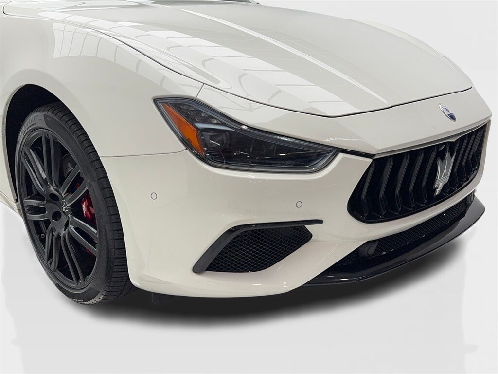 2022 Maserati Ghibli Modena NAV,CAM,SUNROOF,HTD STS,BLIND SPOT,20&quot; WLS Plano TX