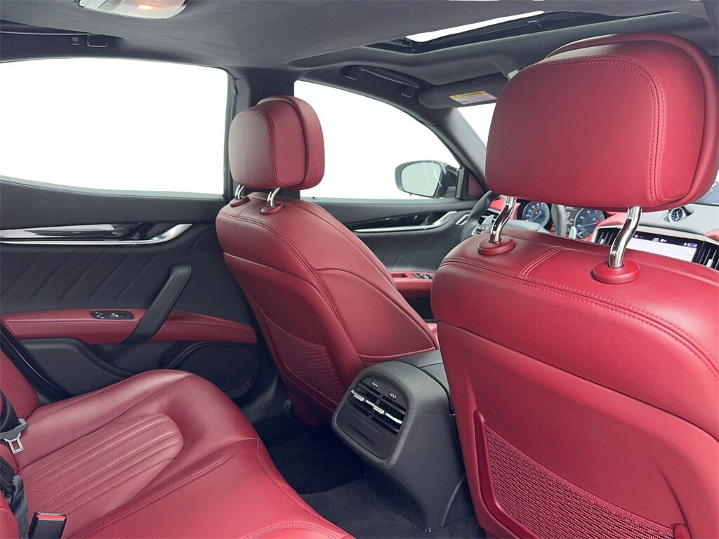 2022 Maserati Ghibli Modena NAV,CAM,SUNROOF,HTD STS,BLIND SPOT,20&quot; WLS Plano TX