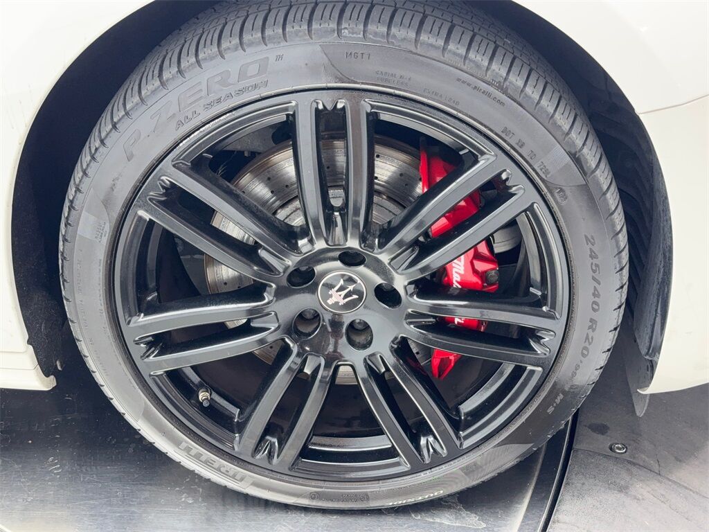 2022 Maserati Ghibli Modena NAV,CAM,SUNROOF,HTD STS,BLIND SPOT,20&quot; WLS Plano TX