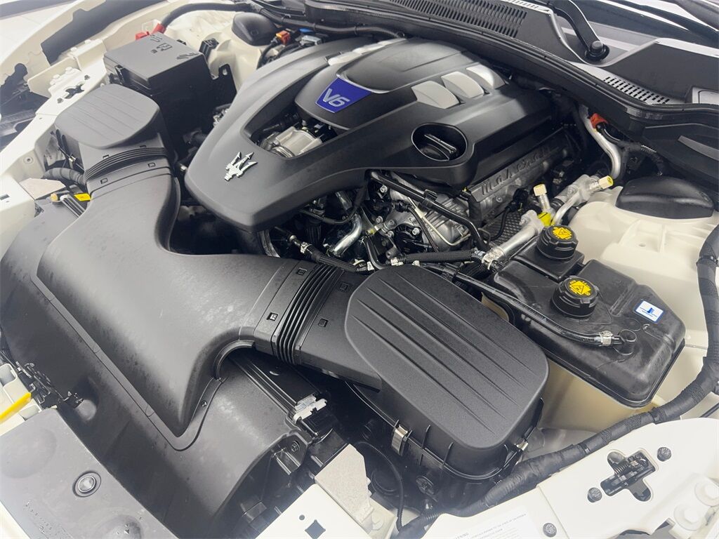 2022 Maserati Ghibli Modena NAV,CAM,SUNROOF,HTD STS,BLIND SPOT,20&quot; WLS Irving TX