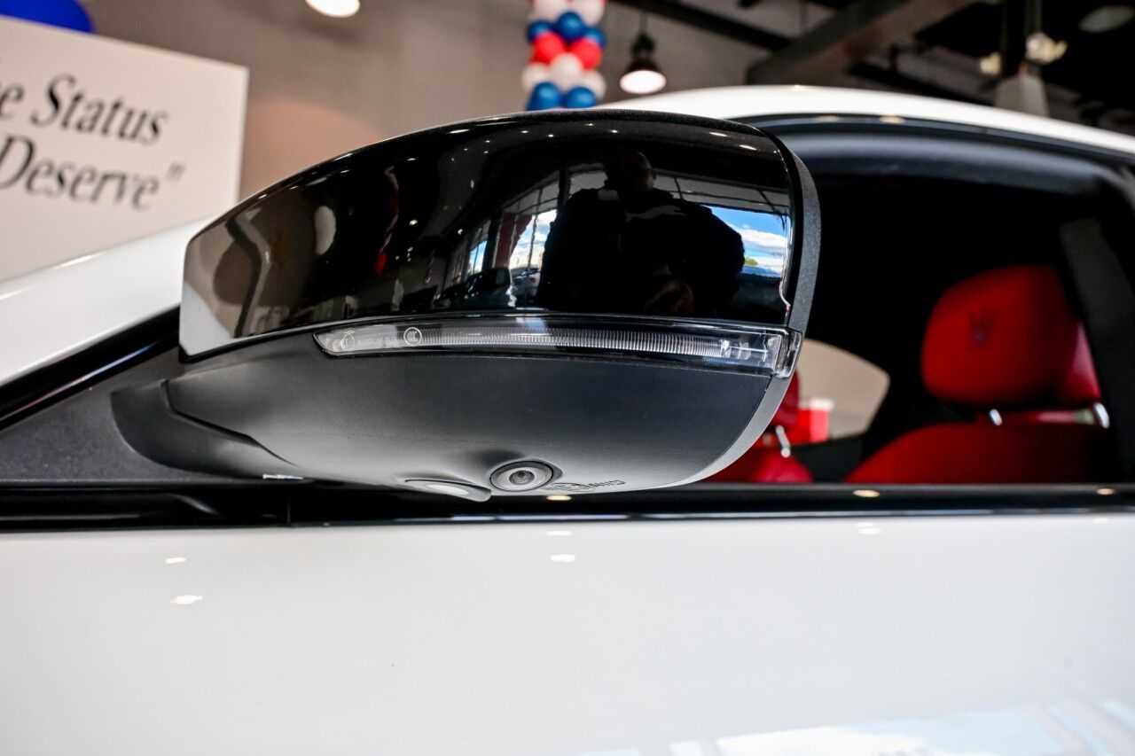 2022 Maserati Ghibli Modena Q4, 20'' Wheels, Cooled Seats, Nerissimo Pkg Springfield NJ