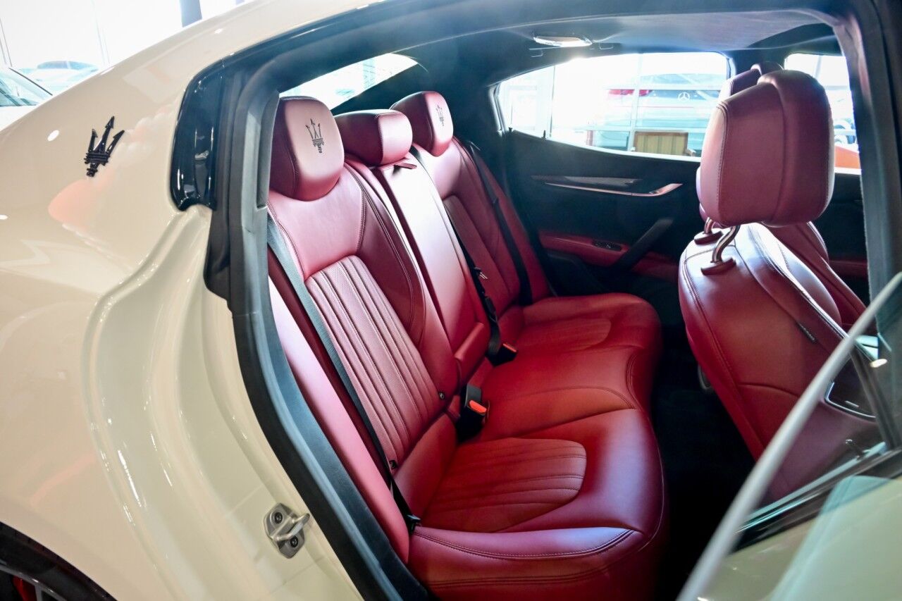 2022 Maserati Ghibli Modena Q4, 20'' Wheels, Cooled Seats, Nerissimo Pkg Springfield NJ