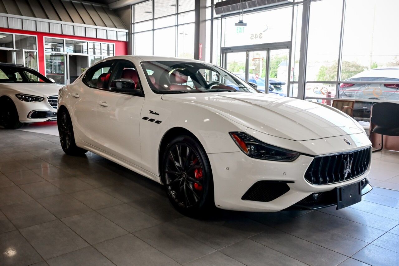 2022 Maserati Ghibli Modena Q4, 20'' Wheels, Cooled Seats, Nerissimo Pkg Springfield NJ