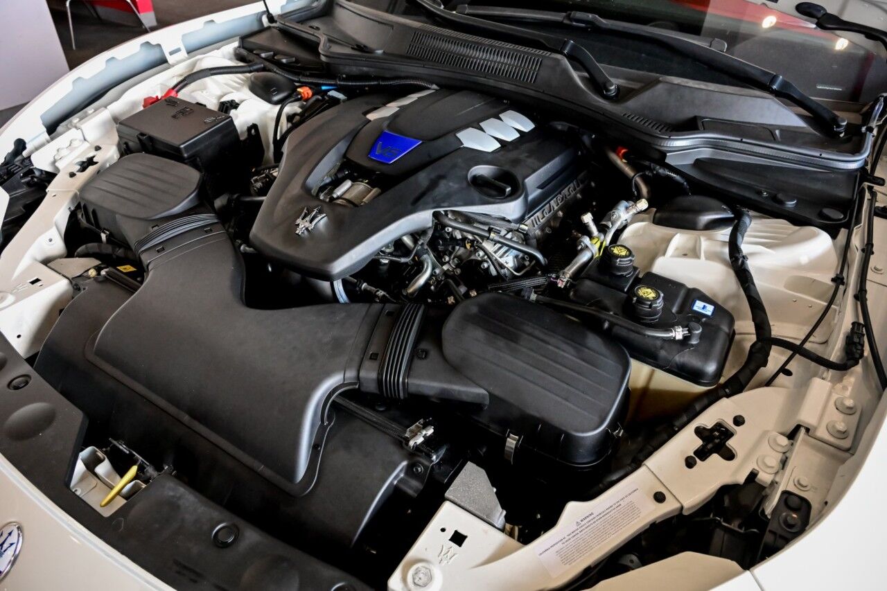 2022 Maserati Ghibli Modena Q4, 20'' Wheels, Cooled Seats, Nerissimo Pkg Springfield NJ