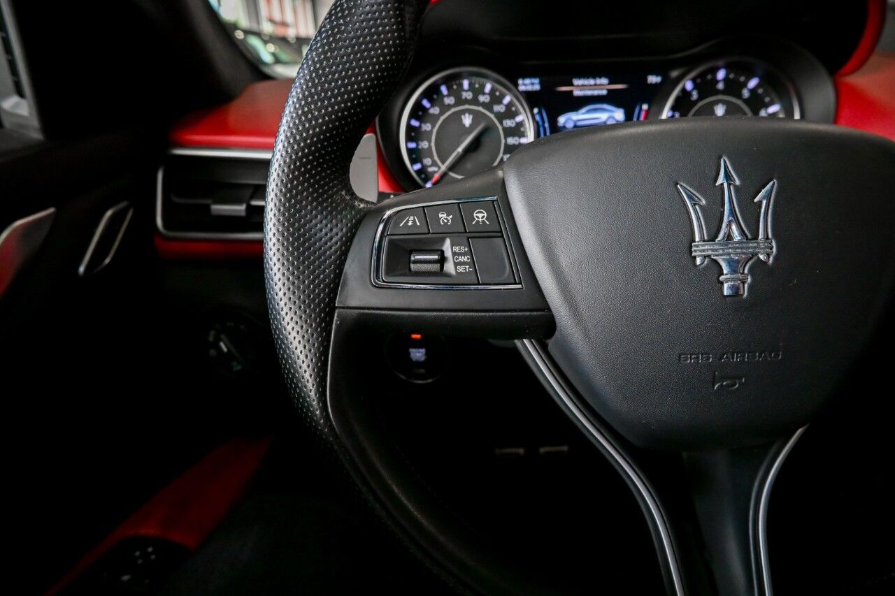 2022 Maserati Ghibli Modena Q4 photo 35