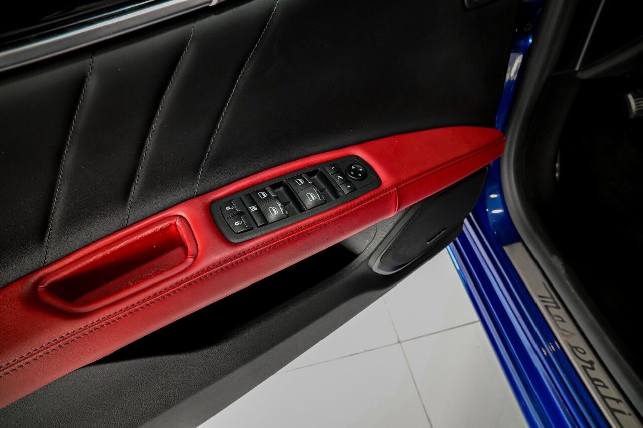 2022 Maserati Ghibli Modena Q4 photo 17