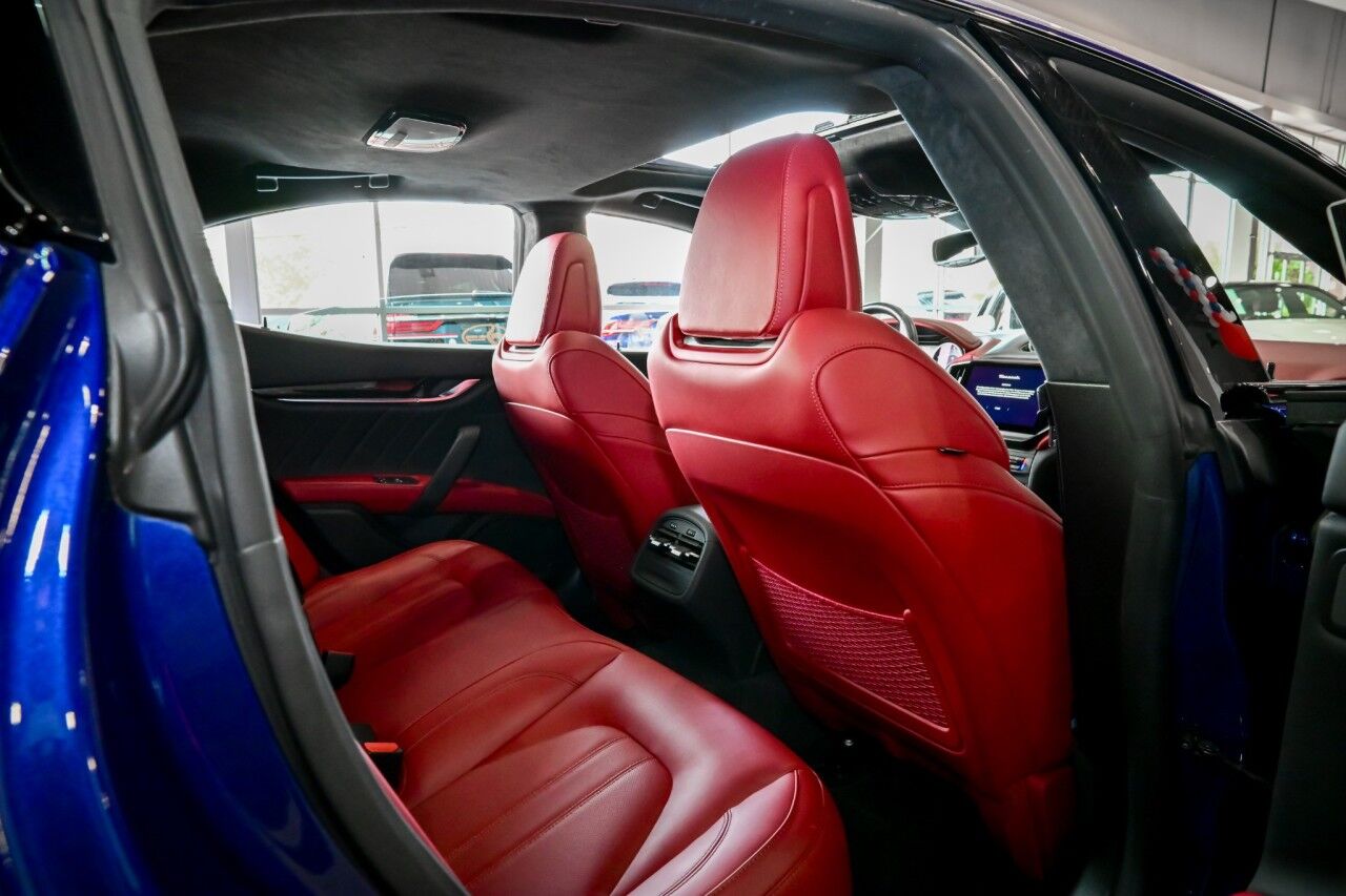 2022 Maserati Ghibli Modena Q4 photo 22