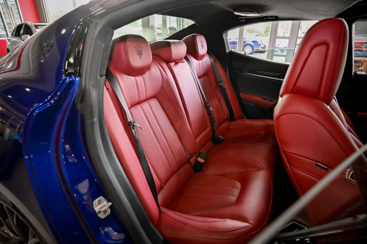 2022 Maserati Ghibli Modena Q4 photo 23