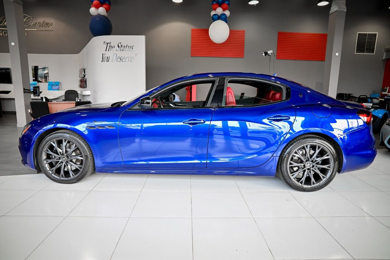 2022 Maserati Ghibli Modena Q4 photo 8