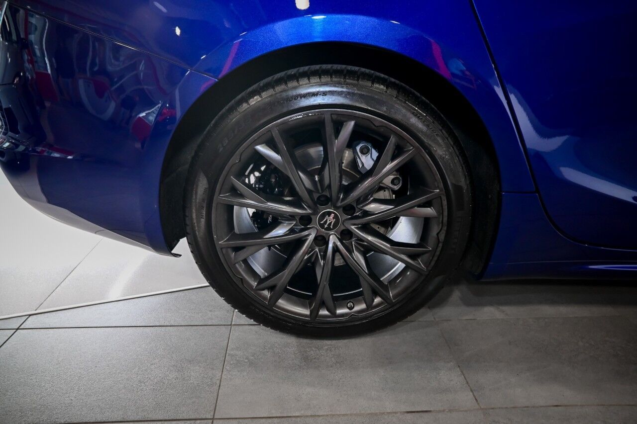 2022 Maserati Ghibli Modena Q4 photo 11