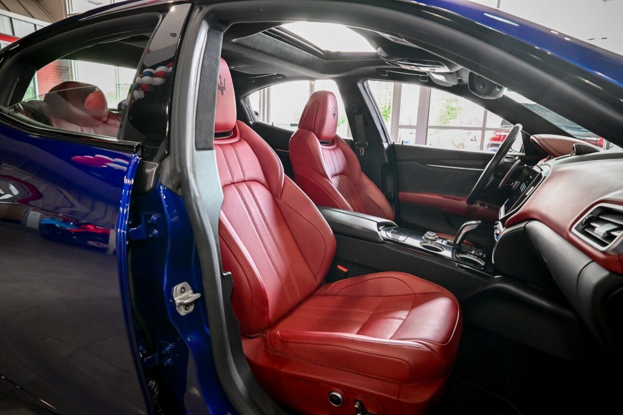 2022 Maserati Ghibli Modena Q4 photo 26