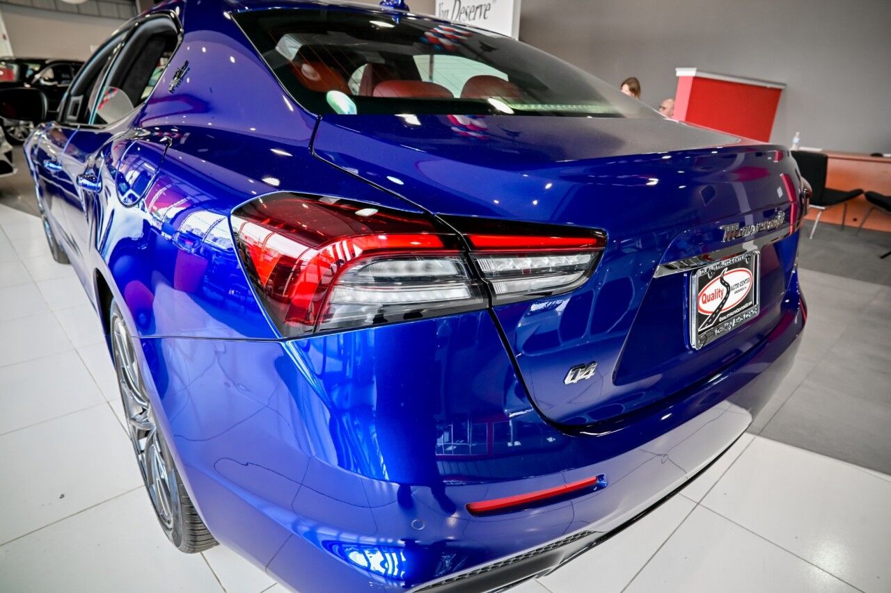 2022 Maserati Ghibli Modena Q4 photo 13