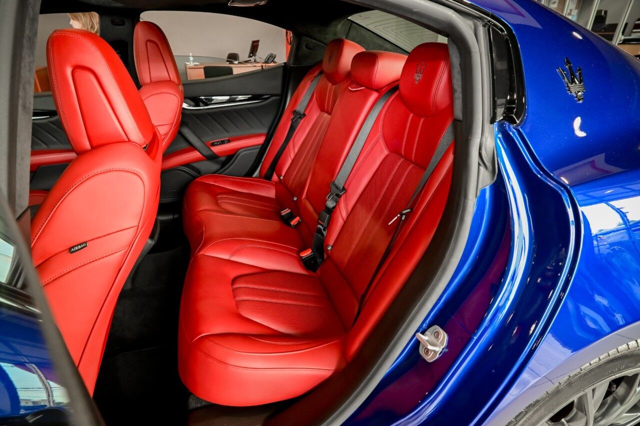 2022 Maserati Ghibli Modena Q4 photo 19