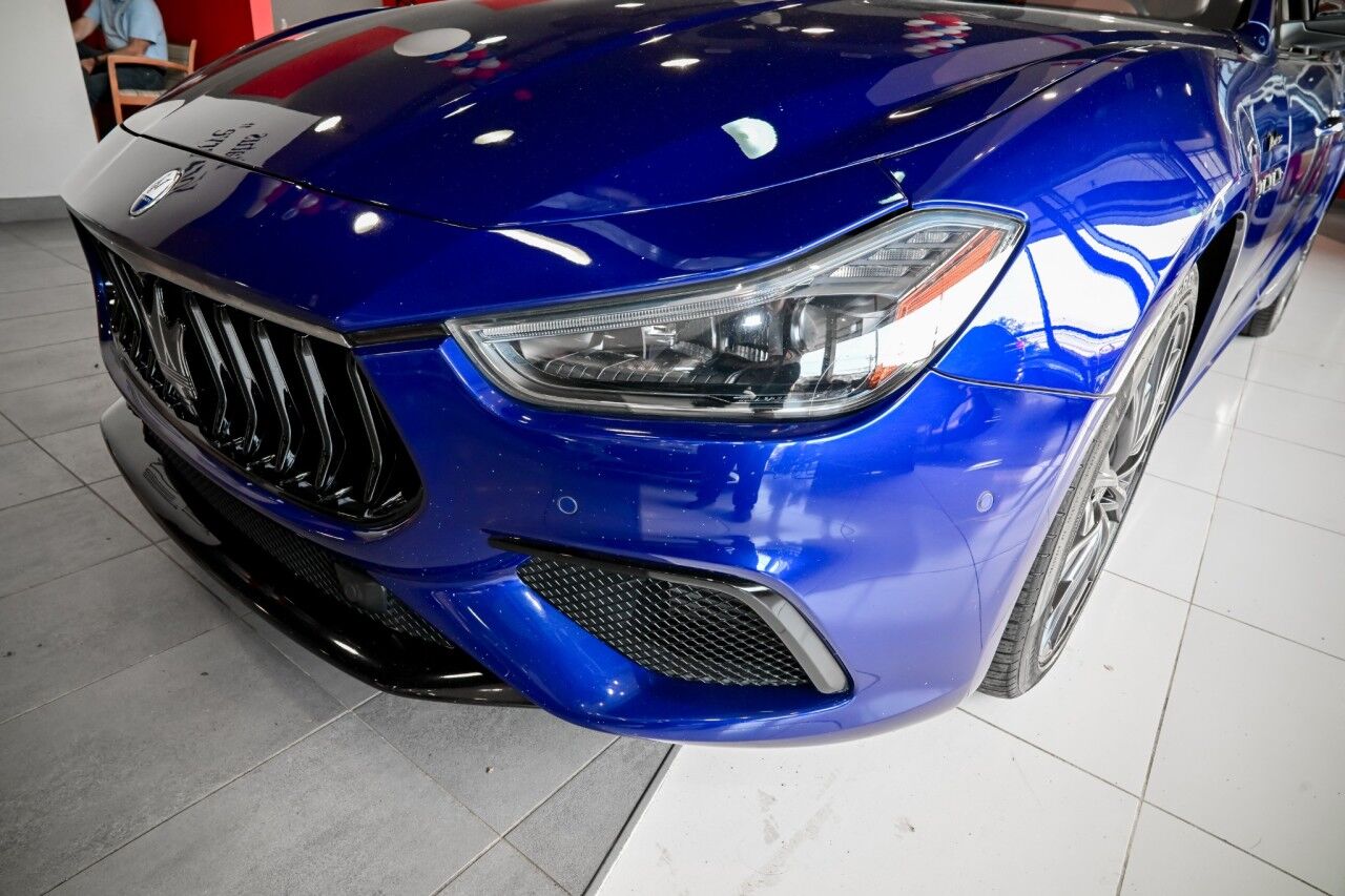 2022 Maserati Ghibli Modena Q4 photo 9