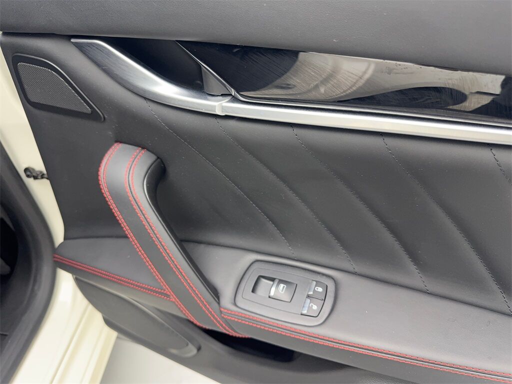 2022 Maserati Ghibli Modena Q4 NAV,CAM,SUNROOF,HTD STS,BLIND SPOT Irving TX