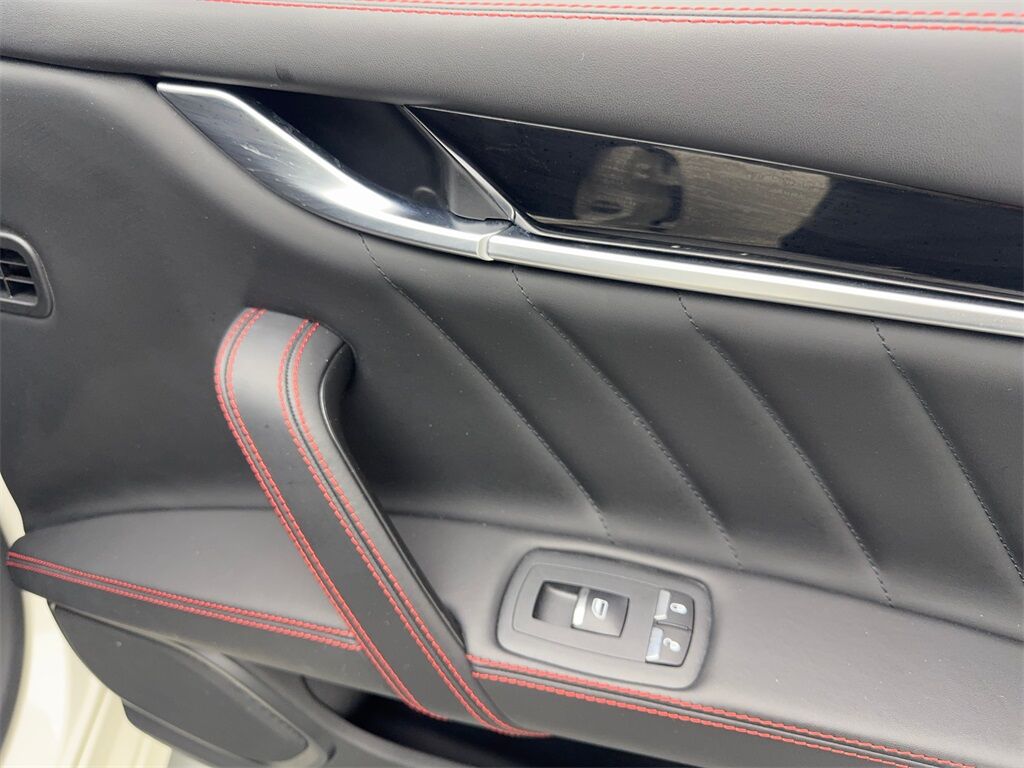 2022 Maserati Ghibli Modena Q4 NAV,CAM,SUNROOF,HTD STS,BLIND SPOT Irving TX