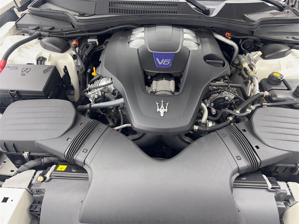 2022 Maserati Ghibli Modena Q4 NAV,CAM,SUNROOF,HTD STS,BLIND SPOT Irving TX