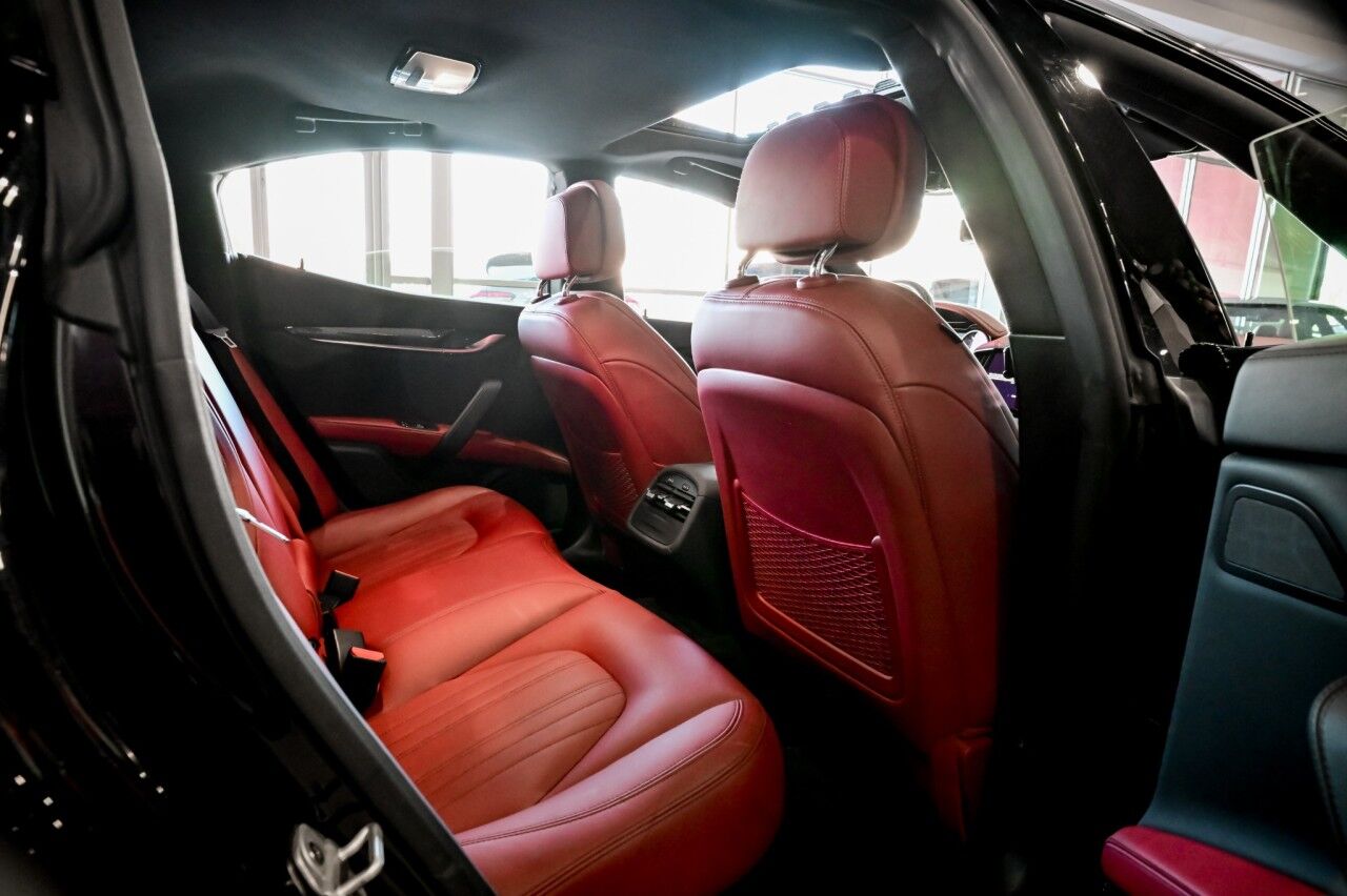 2022 Maserati Ghibli Modena Q4, Nerissimo Pkg, 20'' Wheels, Ventilated Seats Springfield NJ