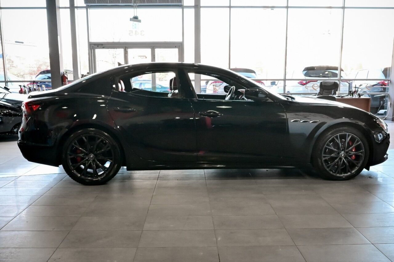 2022 Maserati Ghibli Modena Q4, Nerissimo Pkg, 20'' Wheels, Ventilated Seats Springfield NJ