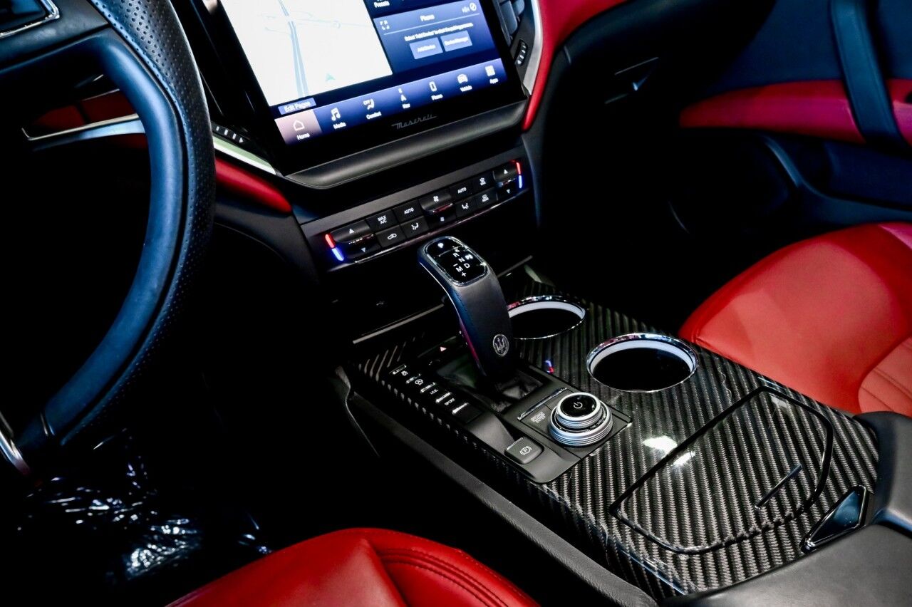 2022 Maserati Ghibli Modena Q4, Nerissimo Pkg, 20'' Wheels, Ventilated Seats Springfield NJ
