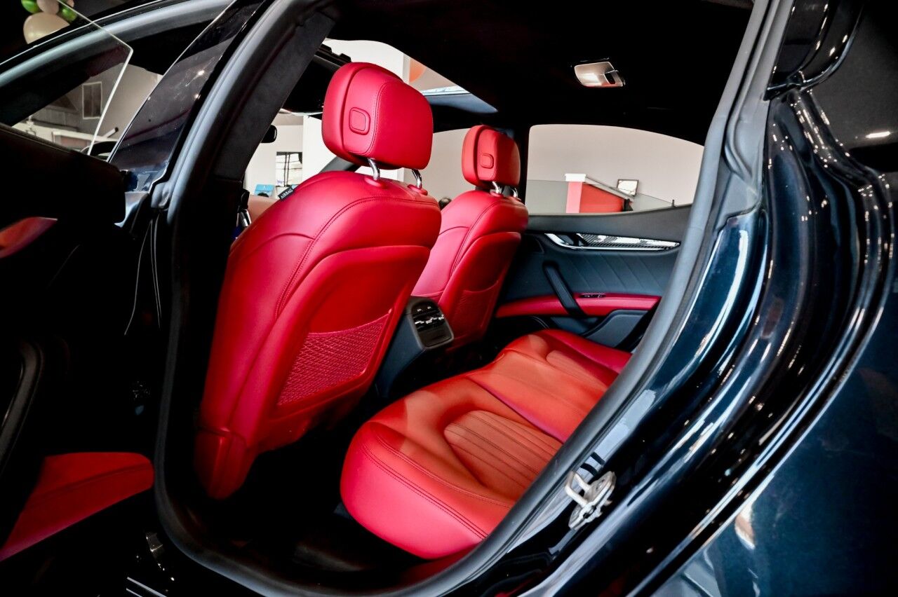 2022 Maserati Ghibli Modena Q4, Nerissimo Pkg, 20'' Wheels, Ventilated Seats Springfield NJ