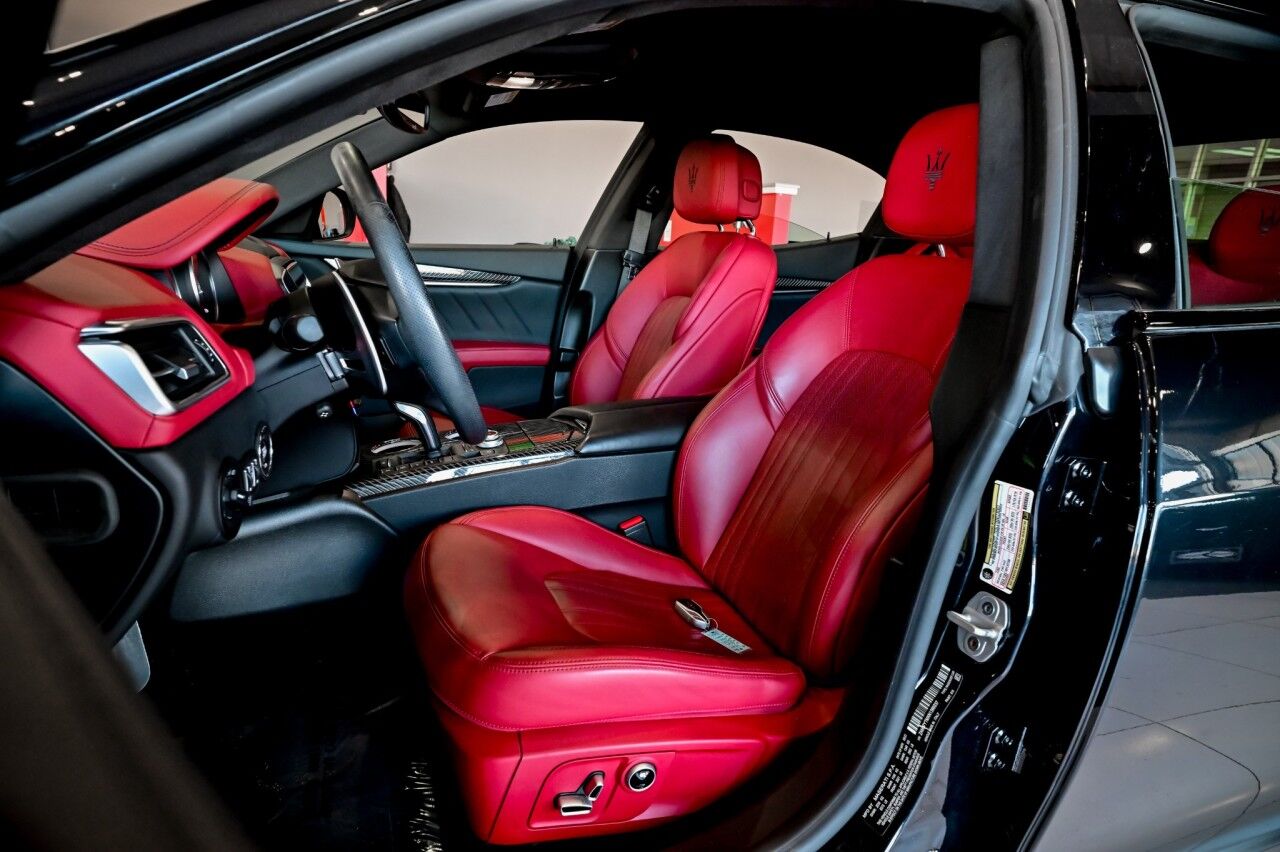 2022 Maserati Ghibli Modena Q4, Nerissimo Pkg, 20'' Wheels, Ventilated Seats Springfield NJ