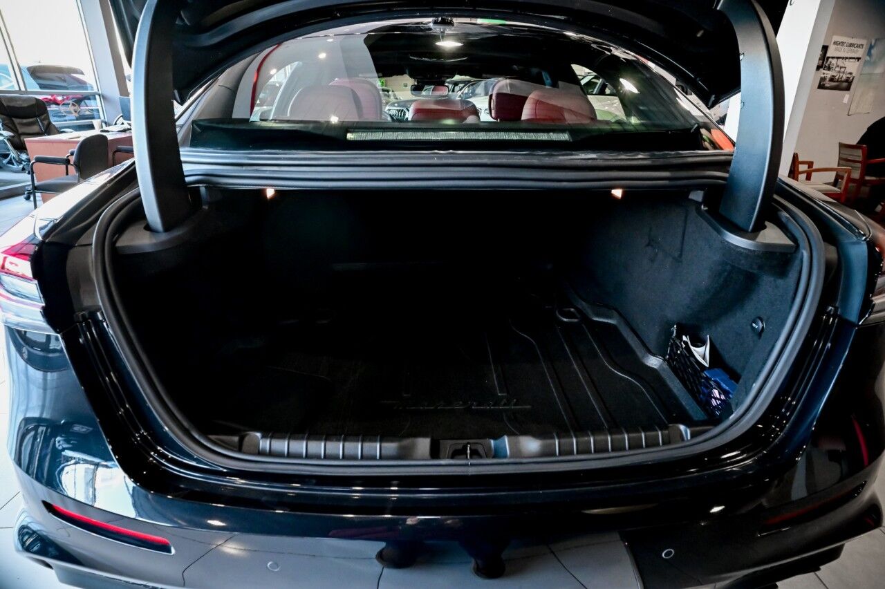 2022 Maserati Ghibli Modena Q4, Nerissimo Pkg, 20'' Wheels, Ventilated Seats Springfield NJ