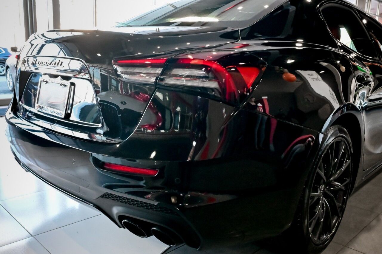 2022 Maserati Ghibli Modena Q4, Nerissimo Pkg, 20'' Wheels, Ventilated Seats Springfield NJ