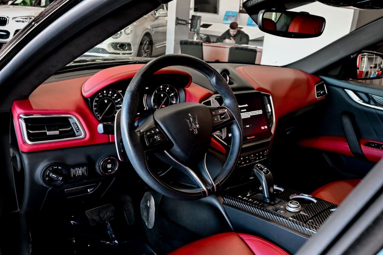 2022 Maserati Ghibli Modena Q4, Nerissimo Pkg, 20'' Wheels, Ventilated Seats Springfield NJ