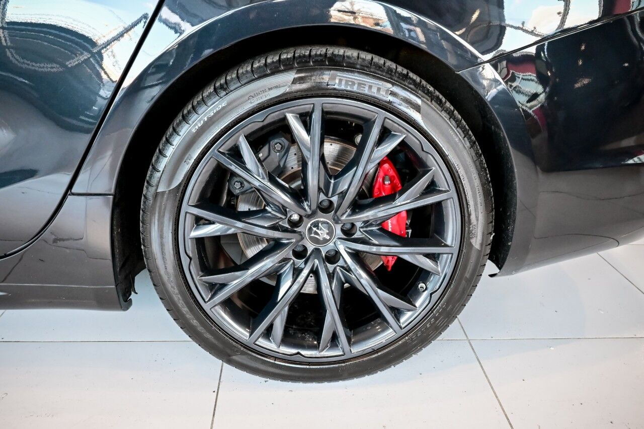 2022 Maserati Ghibli Modena Q4, Nerissimo Pkg, 20'' Wheels, Ventilated Seats Springfield NJ