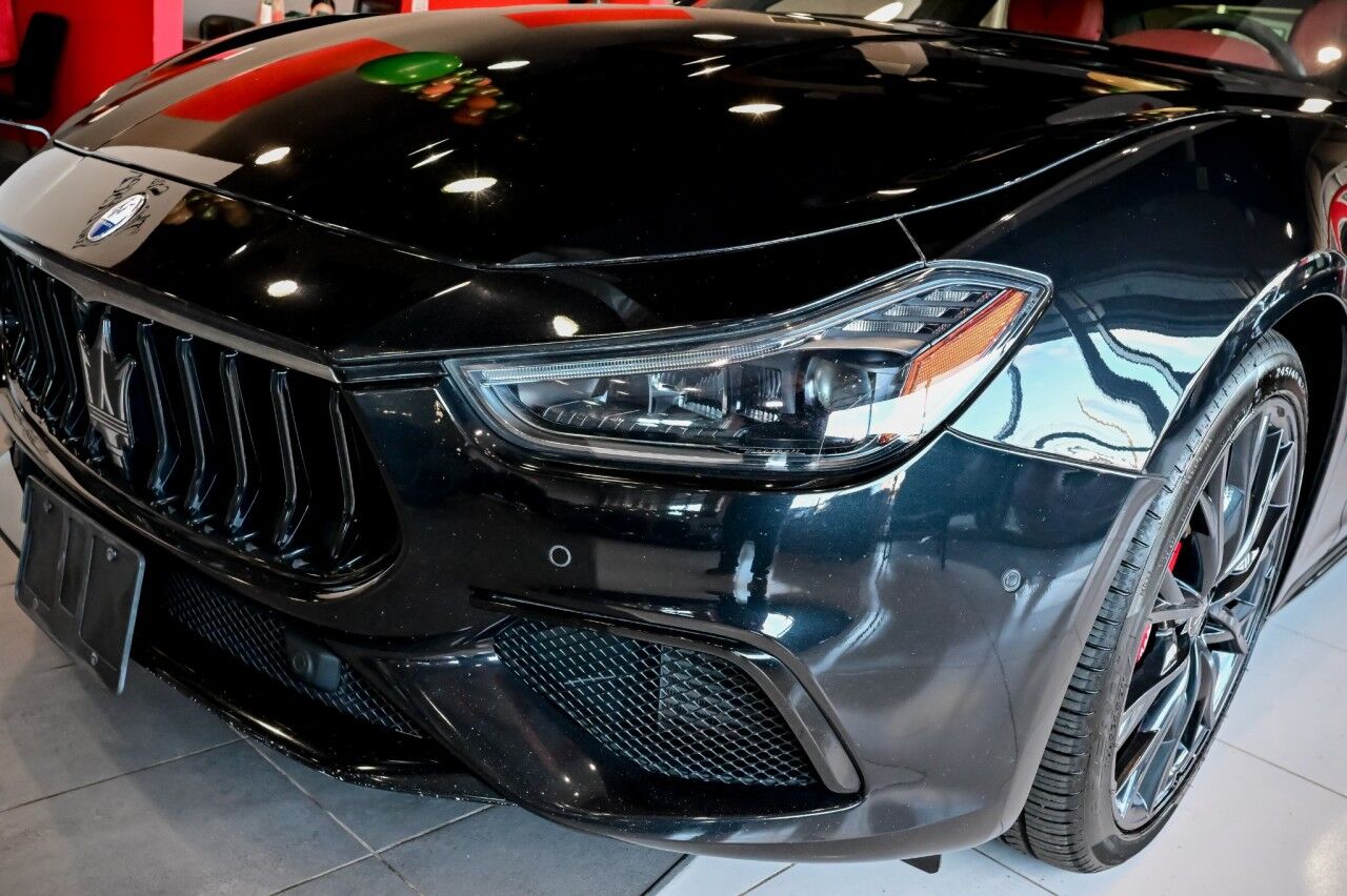 2022 Maserati Ghibli Modena Q4, Nerissimo Pkg, 20'' Wheels, Ventilated Seats Springfield NJ