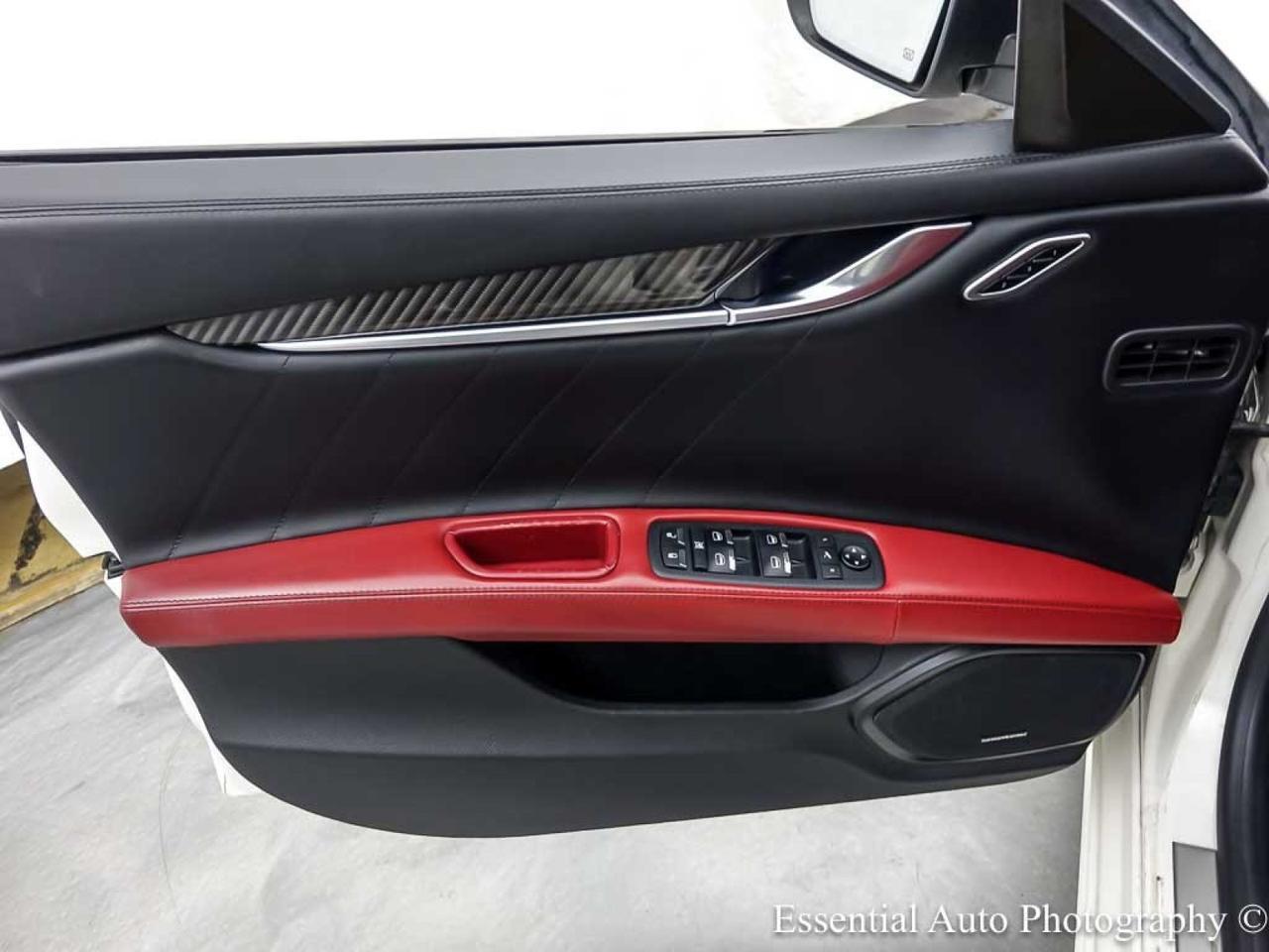 2022 Maserati Ghibli Modena Q4 Willowbrook IL