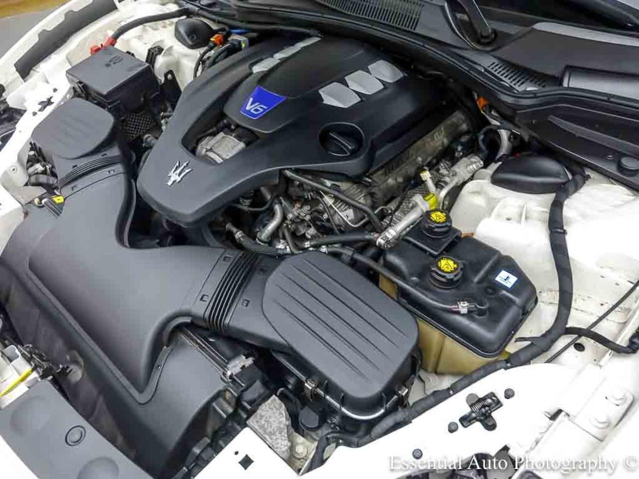 2022 Maserati Ghibli Modena Q4 Willowbrook IL