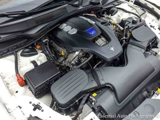 2022 Maserati Ghibli Modena Q4 Willowbrook IL