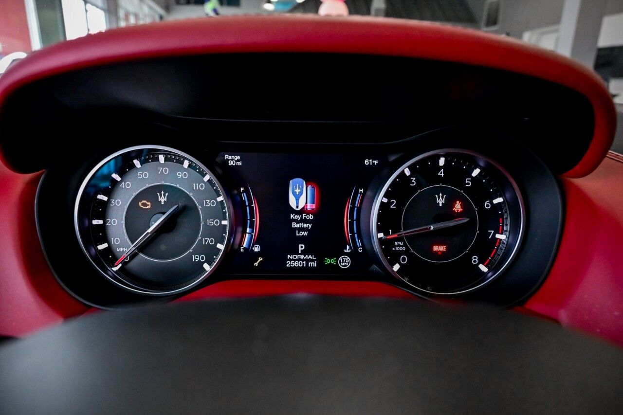 2022 Maserati Ghibli Modena, RED Interior, 21'' Wheels, Nerissimo Pkg Springfield NJ