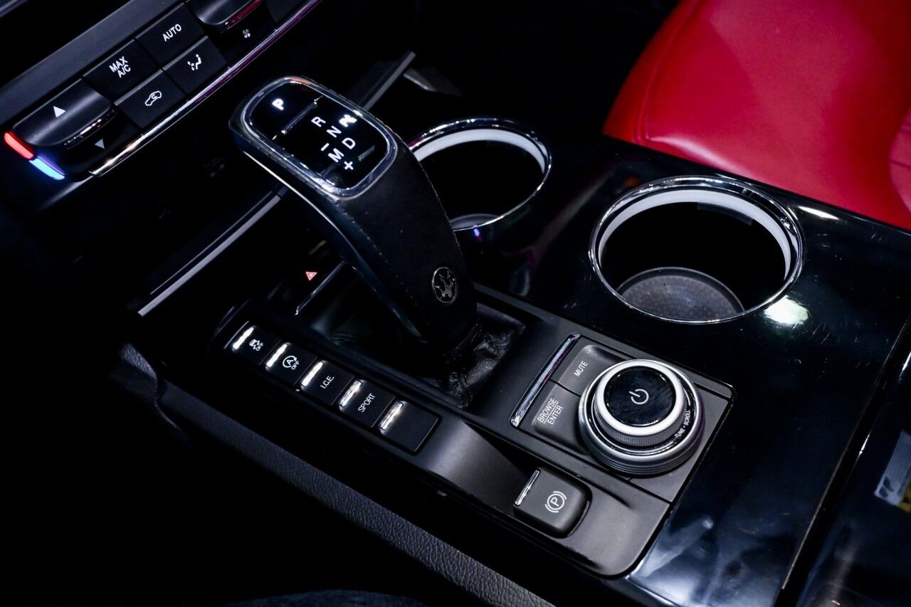 2022 Maserati Ghibli Modena, RED Interior, 21'' Wheels, Nerissimo Pkg Springfield NJ