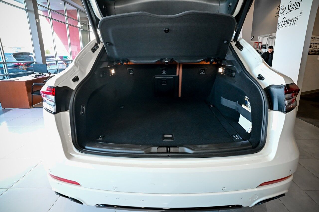 2022 Maserati Levante GT, Driver Assist, GT Sport Nerissimo Pkg Springfield NJ