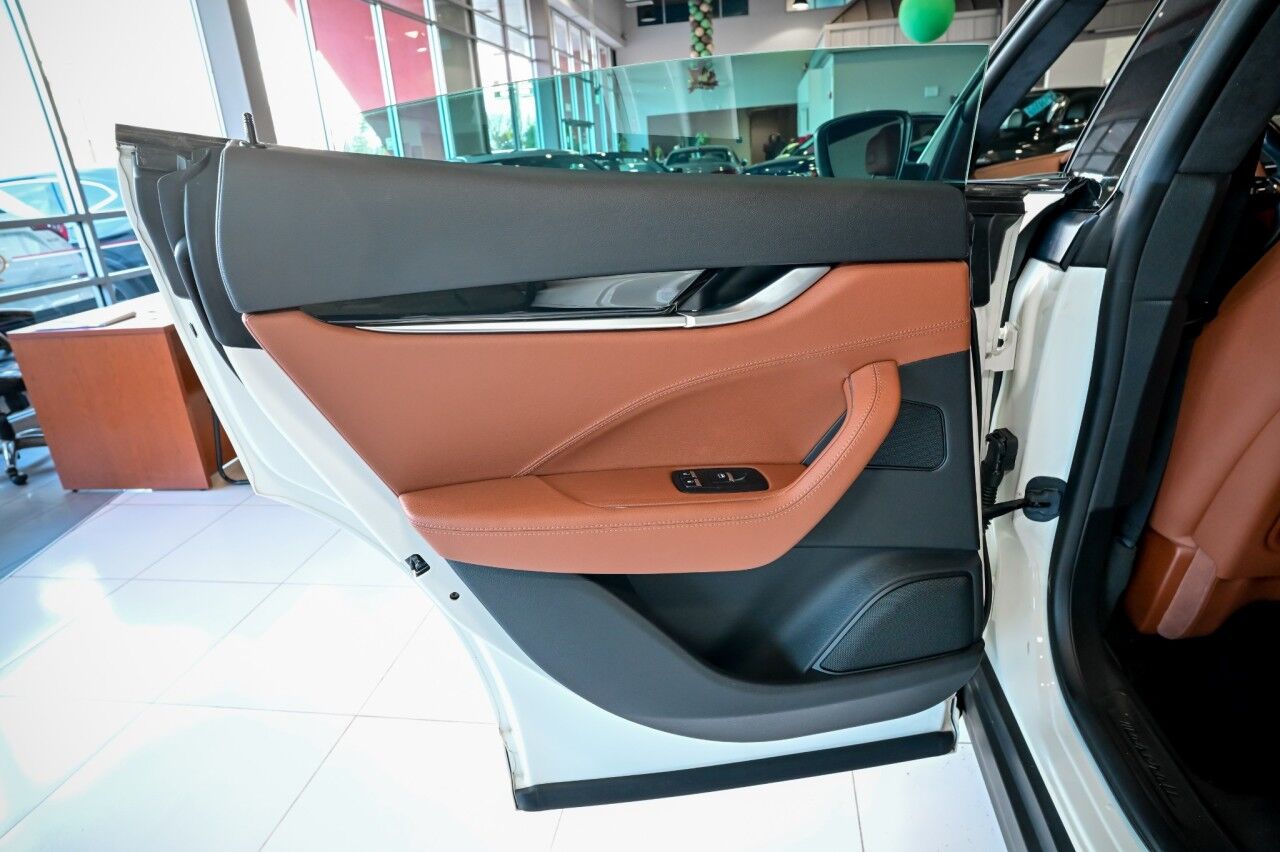 2022 Maserati Levante GT, Driver Assist, Red Interior, GT Sport Nerissimo Pkg Springfield NJ