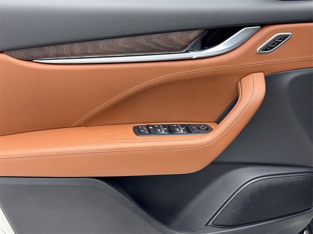 2022 Maserati Levante GT NAV,CAM,PANO,HTD STS,BLIND SPOT,20&quot; WHLS Plano TX