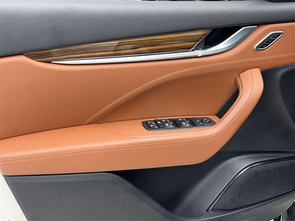 2022 Maserati Levante GT NAV,CAM,PANO,HTD STS,BLIND SPOT,20&quot; WLS Plano TX