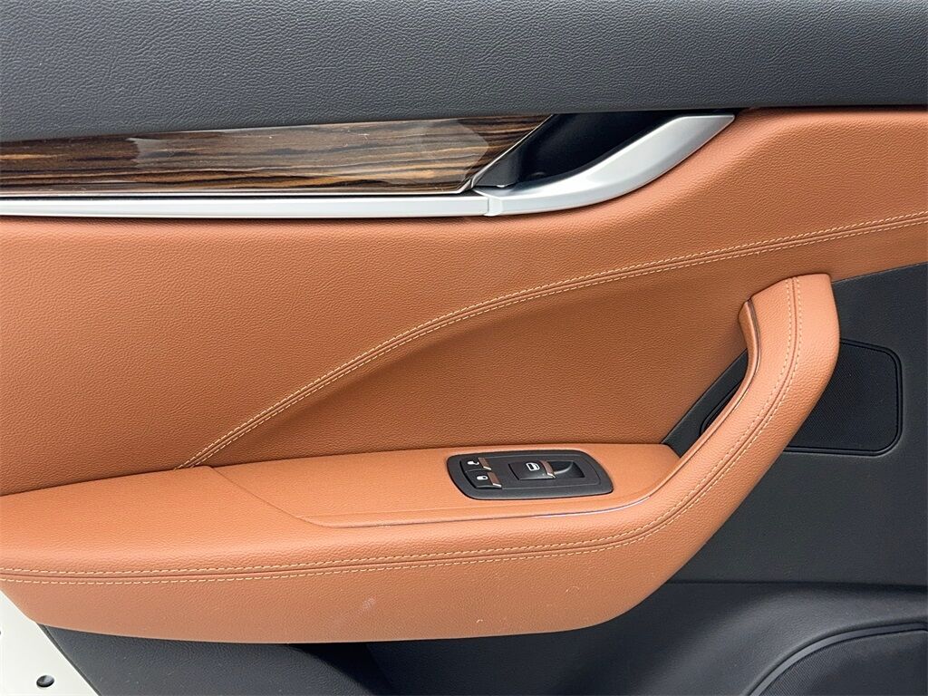 2022 Maserati Levante GT NAV,CAM,PANO,HTD STS,BLIND SPOT,20&quot; WLS Plano TX