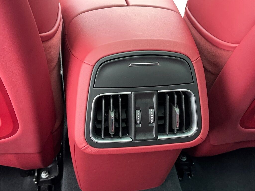 2022 Maserati Levante GT NAV,CAM,PANO,HTD STS,BLIND SPOT,21&quot; WLS Plano TX