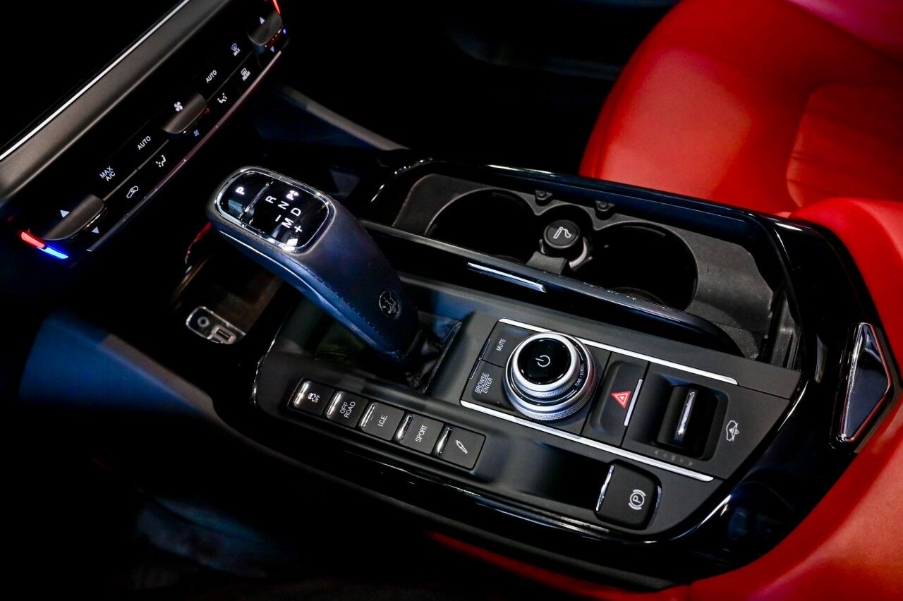 2022 Maserati Levante GT Sport Nerissimo Pkg, 21'' Wheels, Driver Assist, RED INTERIOR Springfield NJ