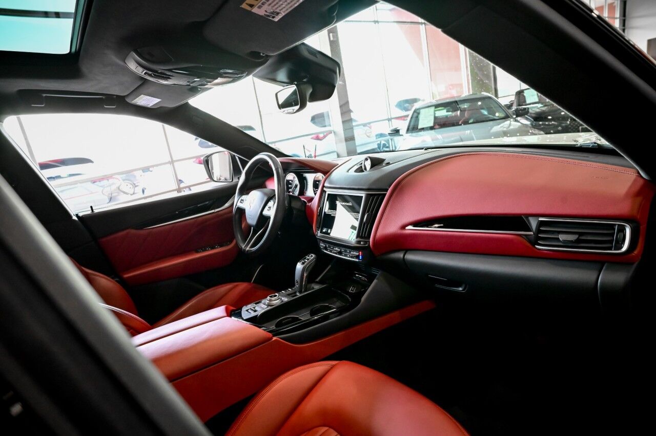 2022 Maserati Levante GT Sport Nerissimo Pkg, 21'' Wheels, Driver Assist, RED INTERIOR Springfield NJ